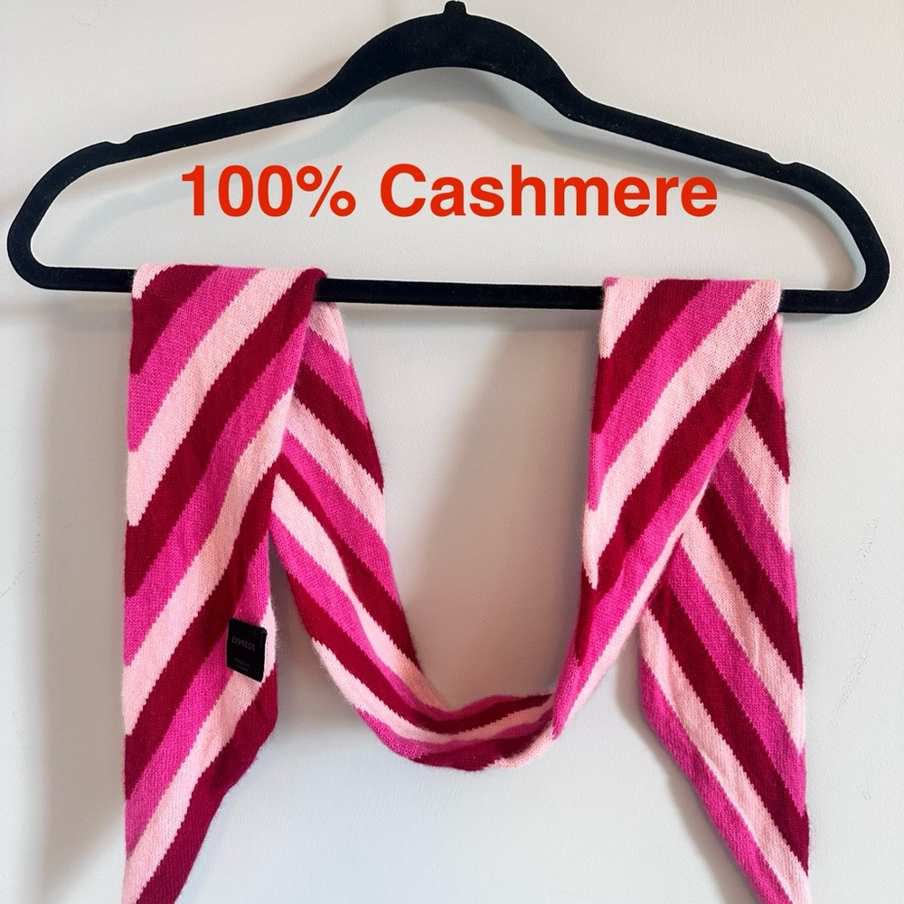Express Pink and Red Chevron 💯 Cashmere scarf🧣.